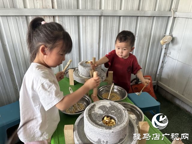 駐馬店經濟開發(fā)區(qū)愛尚幼兒園：親子同行 共度六一 共享成長